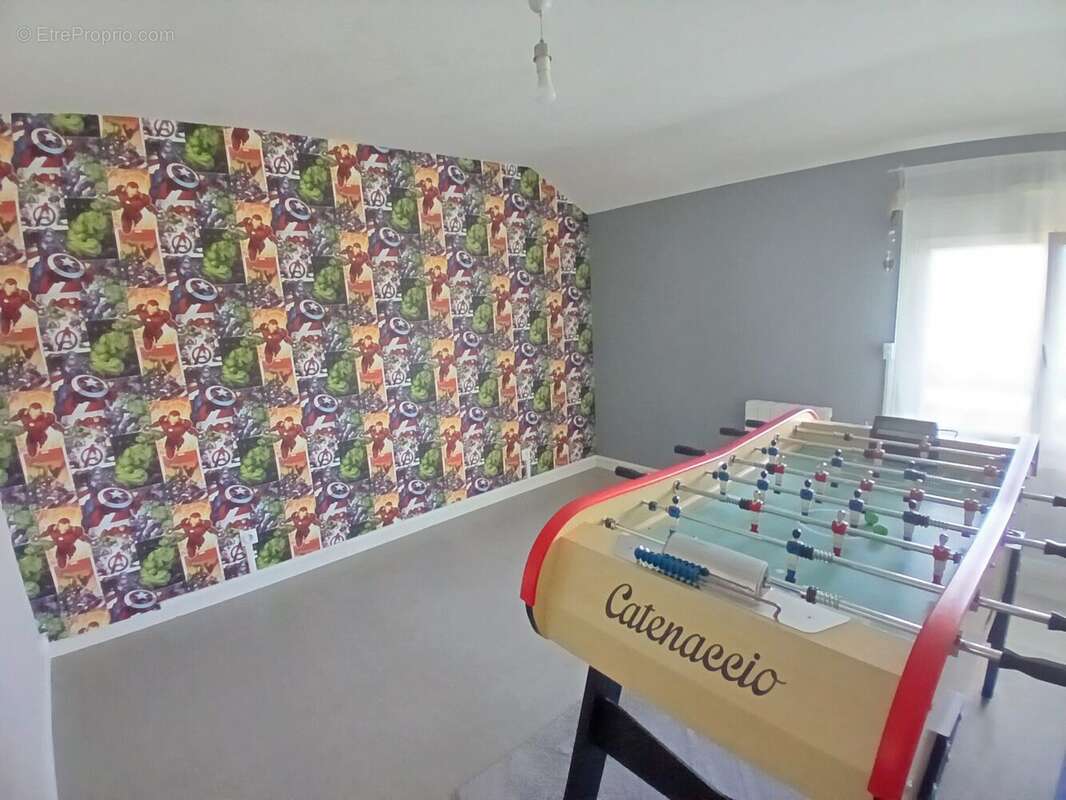 Chambre 3 - Maison à JUILLY