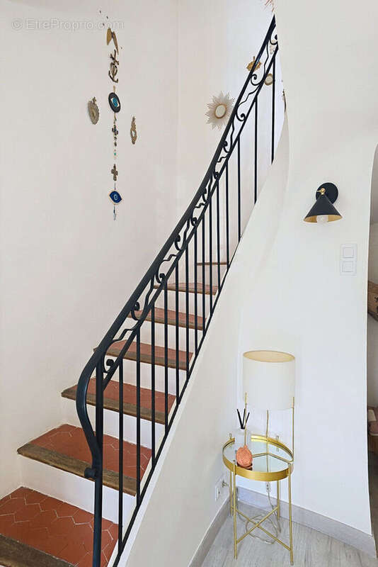 Maison à CADOLIVE