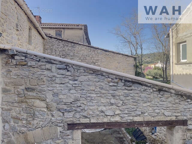 Maison à CLARENSAC