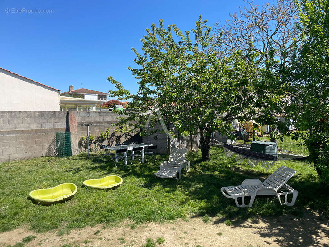 Maison à LA CHAPELLE-ACHARD