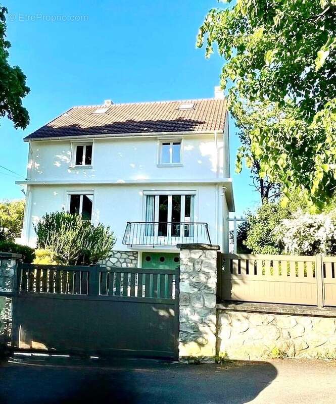 Maison à RAMBOUILLET