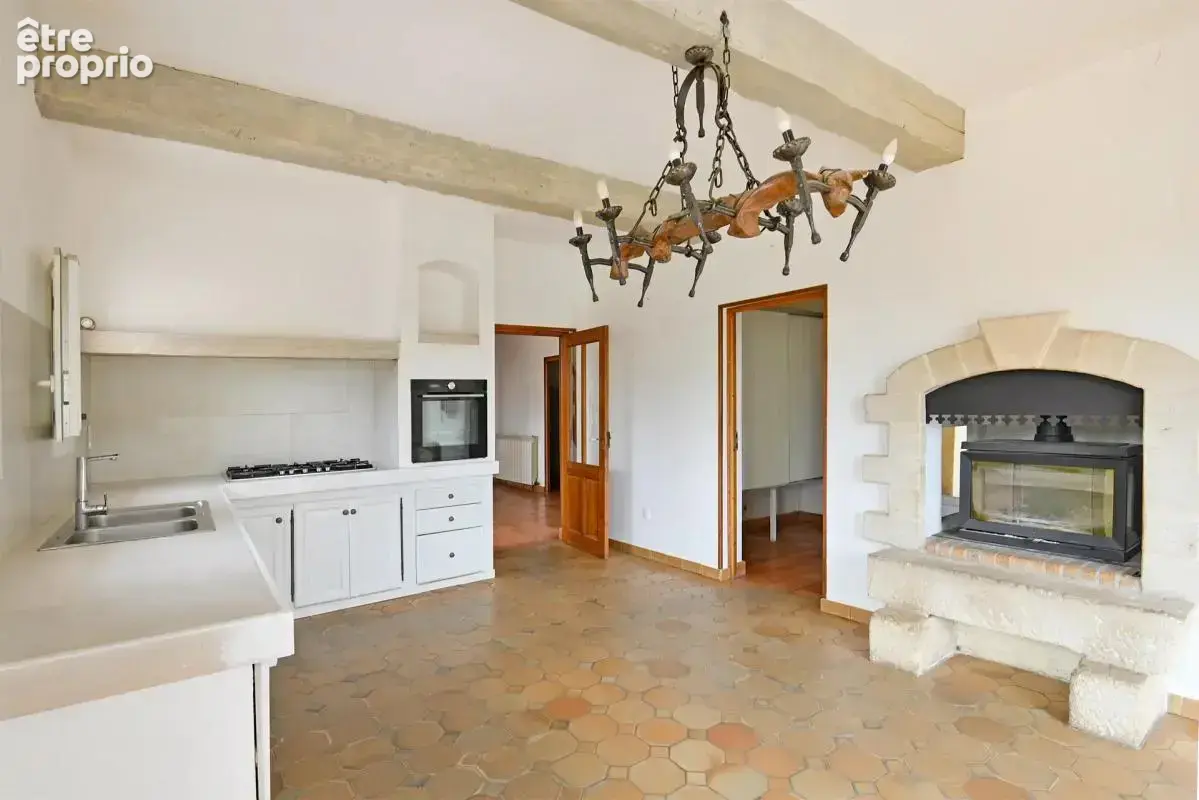 Maison de 7 pièces de 264 m² à Vauvert - photo 24