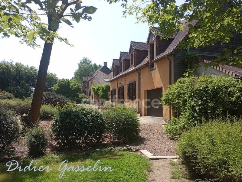 Maison à GREEZ-SUR-ROC