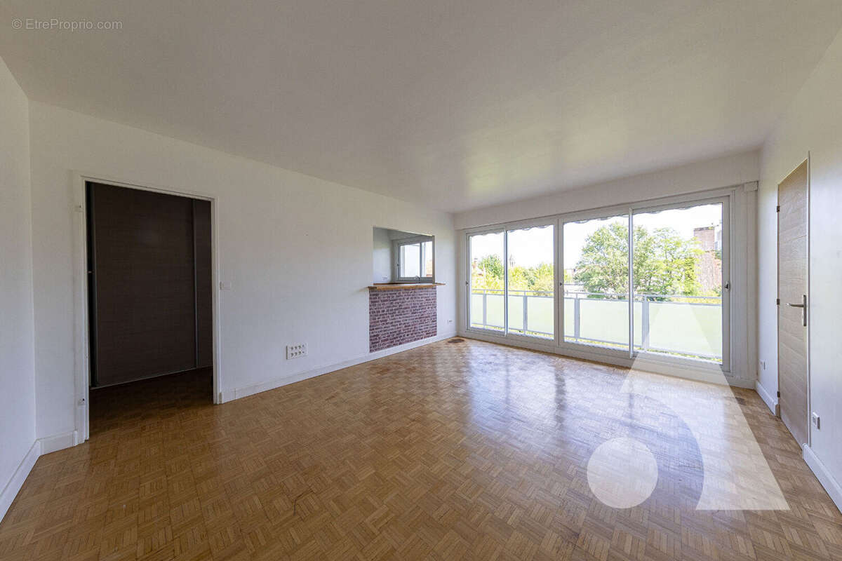 Appartement à RIS-ORANGIS