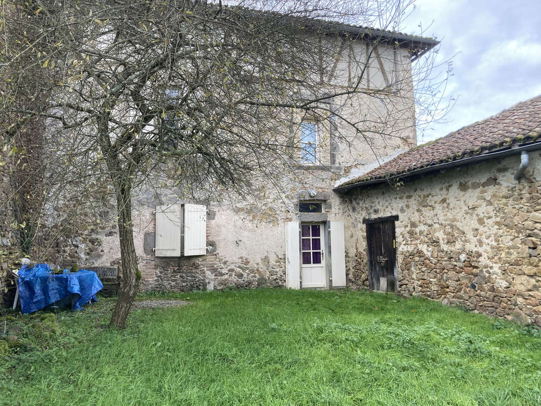 Appartement à SAINT-MAURICE-DES-LIONS