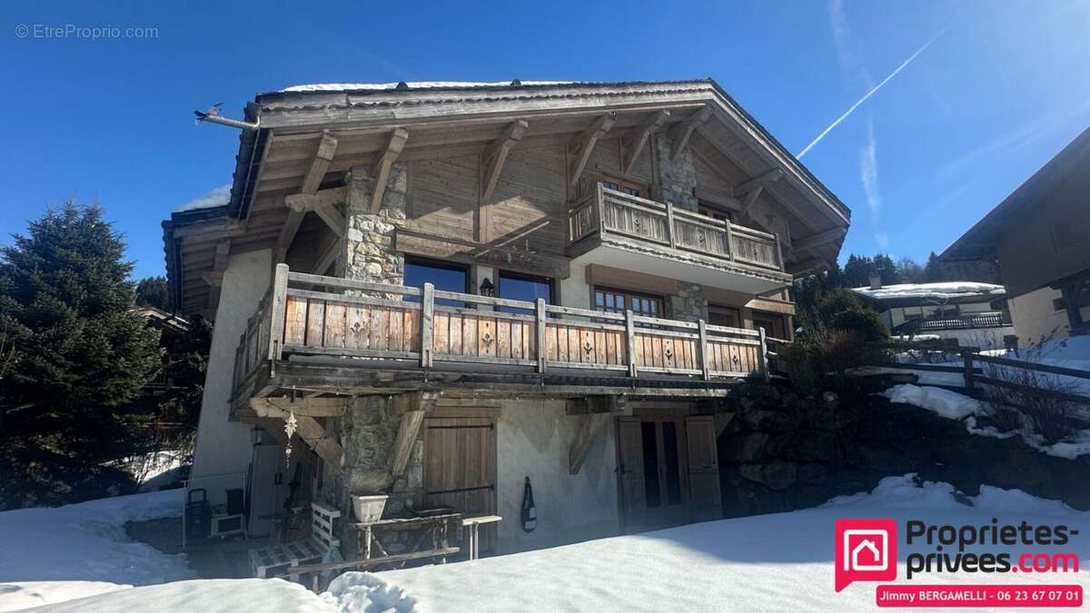 Maison à DEMI-QUARTIER