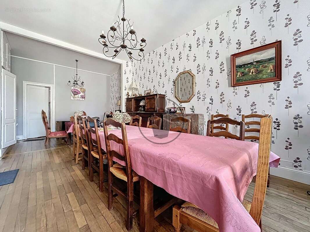 Maison à RIBEMONT