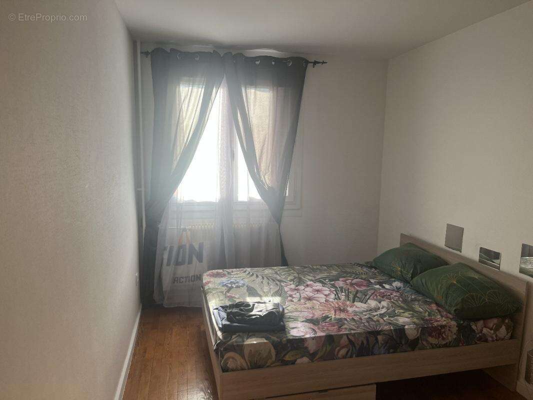 Appartement à VAULX-EN-VELIN
