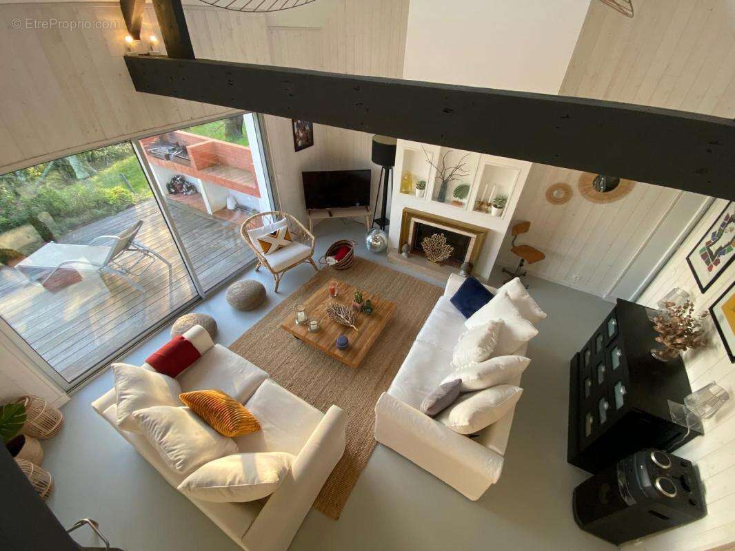 Maison à LAROIN