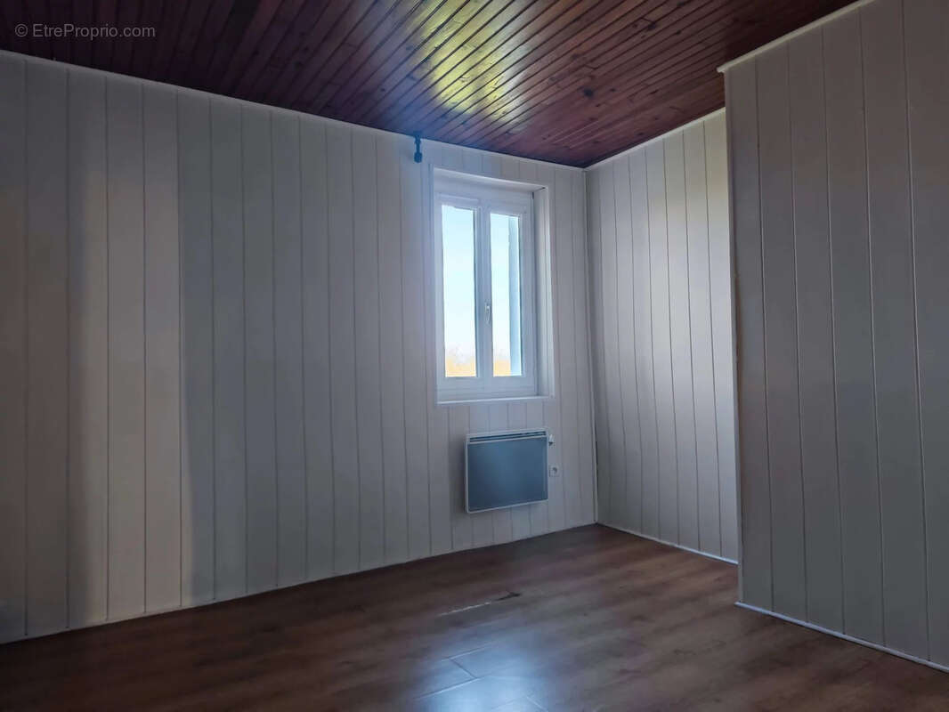 Maison à SAVIGNY-POIL-FOL