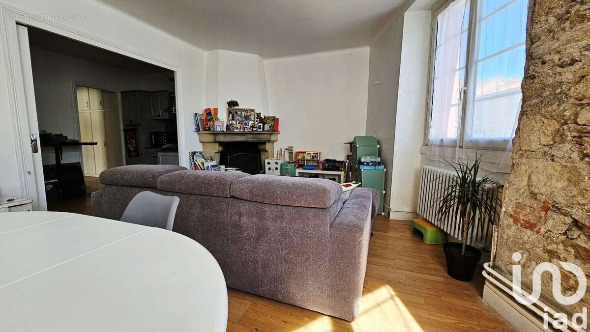 Photo 4 - Maison à LA CHAIZE-LE-VICOMTE