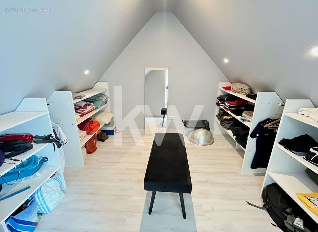 Maison 120 m² à Fay-Aux-Loges  - photo 9