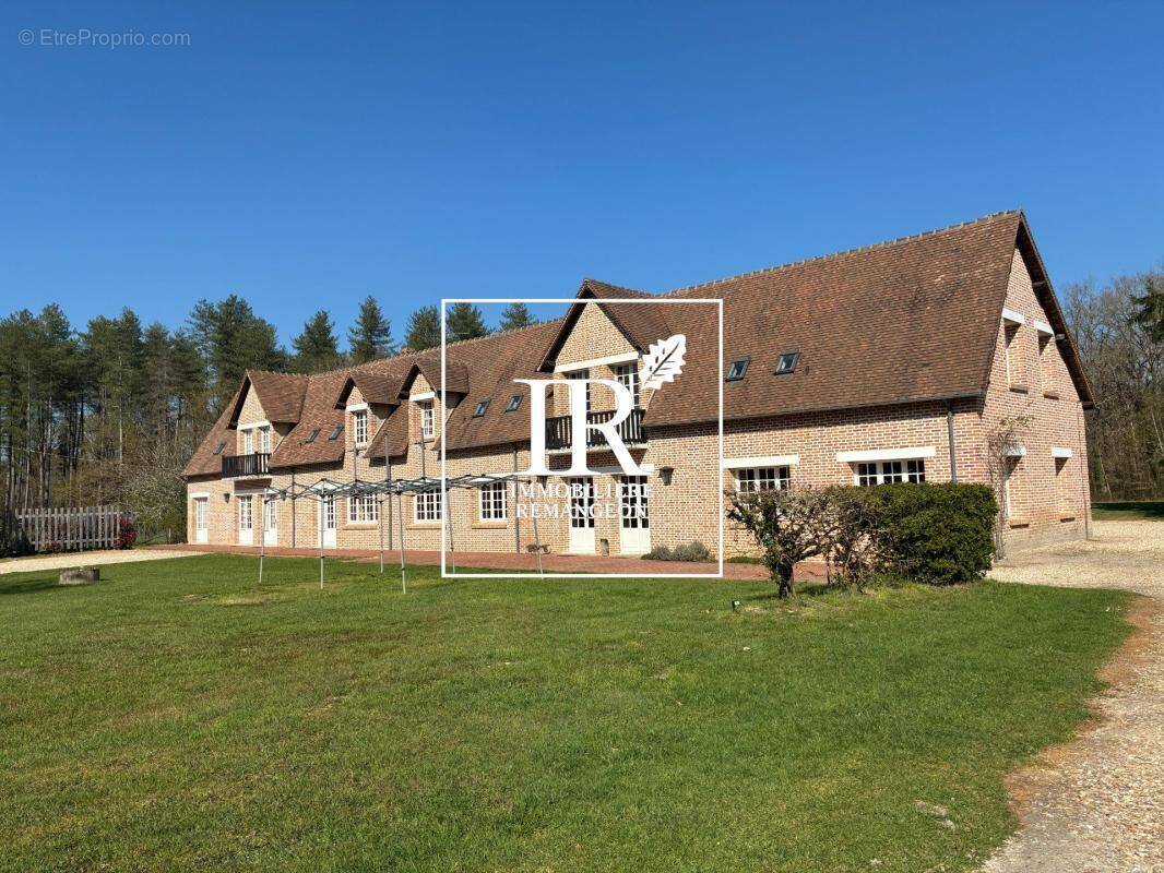 Maison à LAMOTTE-BEUVRON