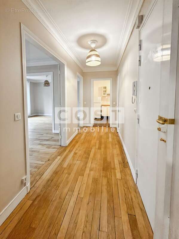 Appartement à ASNIERES-SUR-SEINE