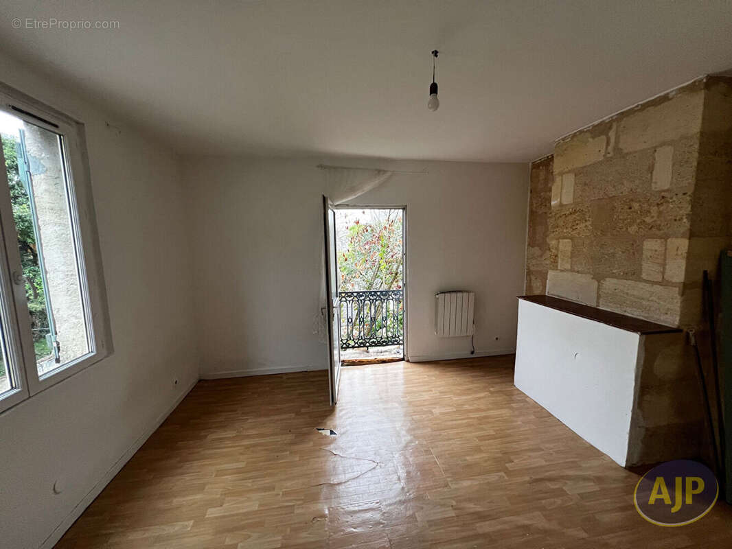 Appartement à BORDEAUX