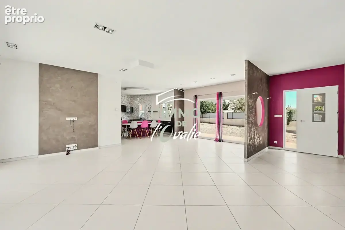 Maison 4 pièces avec double garage 141 m2 - photo 3