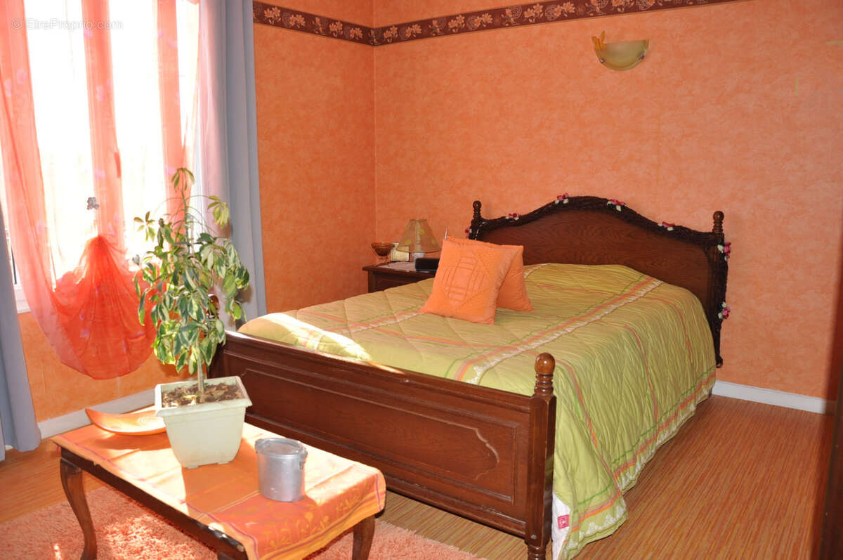 Maison à JALIGNY-SUR-BESBRE