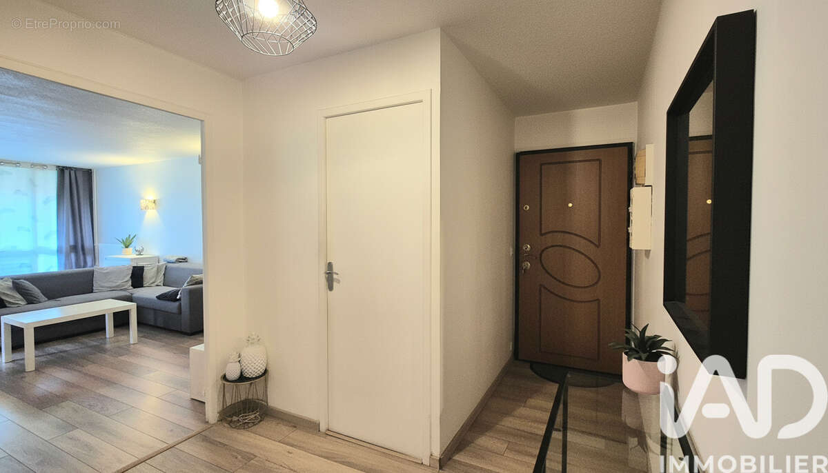 Photo 9 - Appartement à ROISSY-EN-BRIE