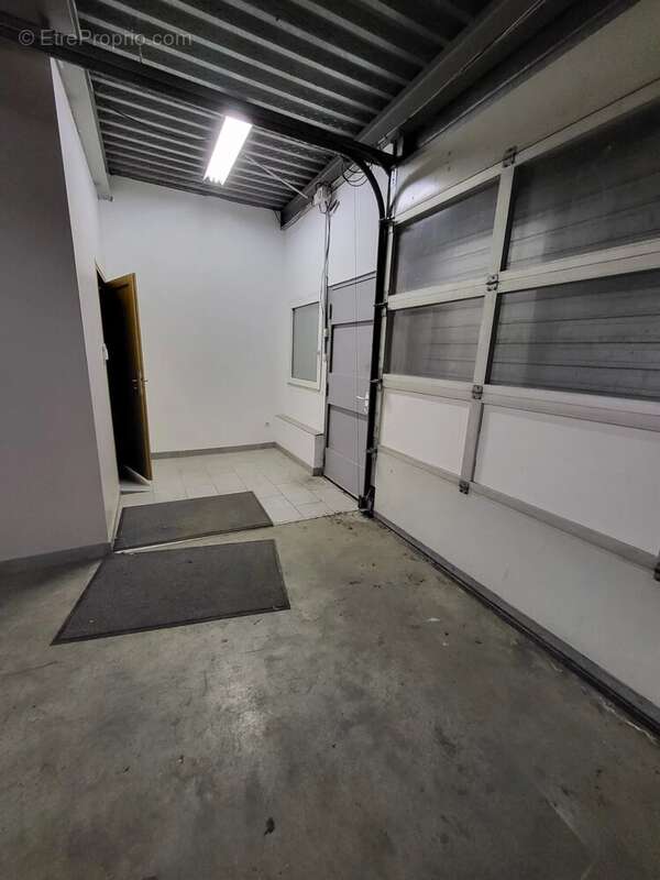 Commerce à SASSENAGE