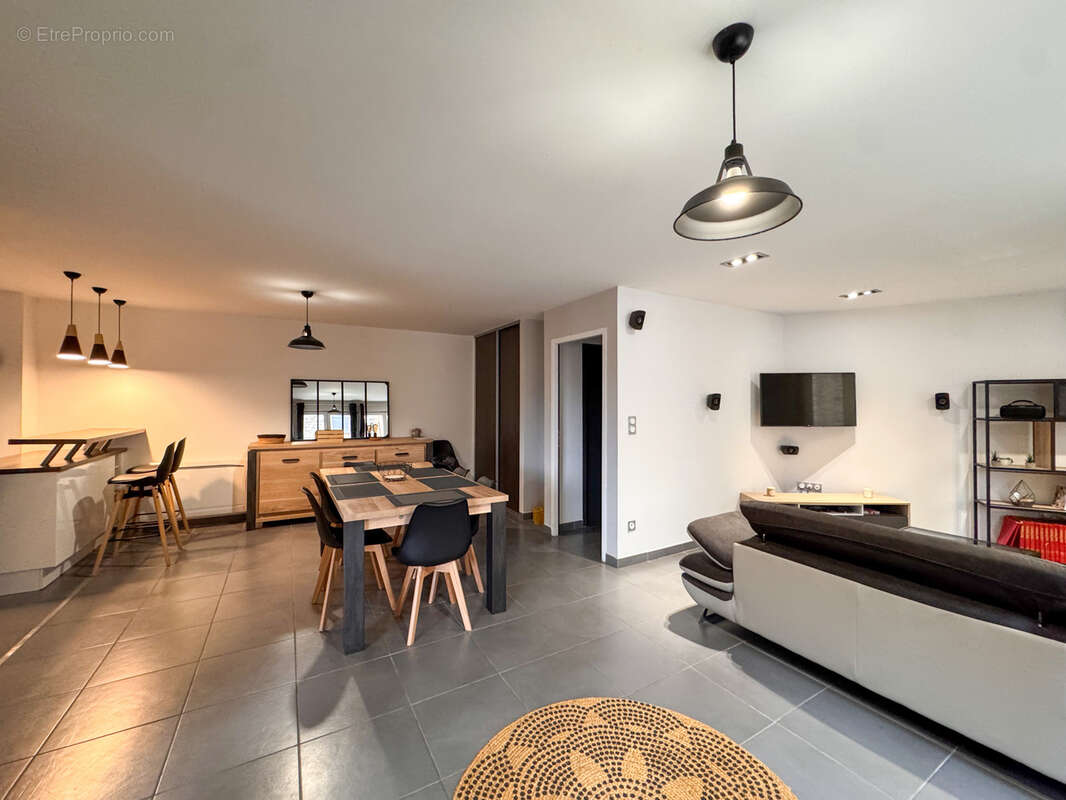 Appartement à CHAVANAY