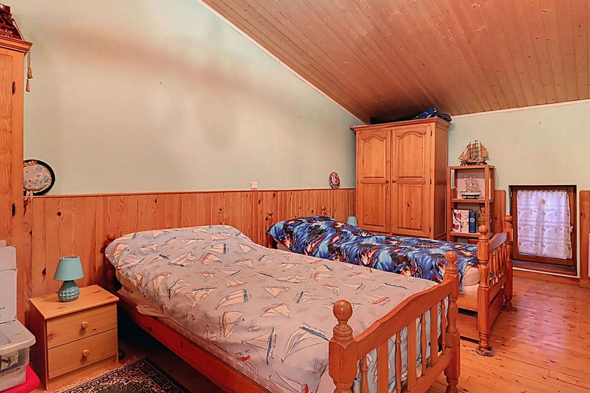Maison familiale avec jardin 5 chambres - Plain-pied - Sainte-Soulle - photo 14