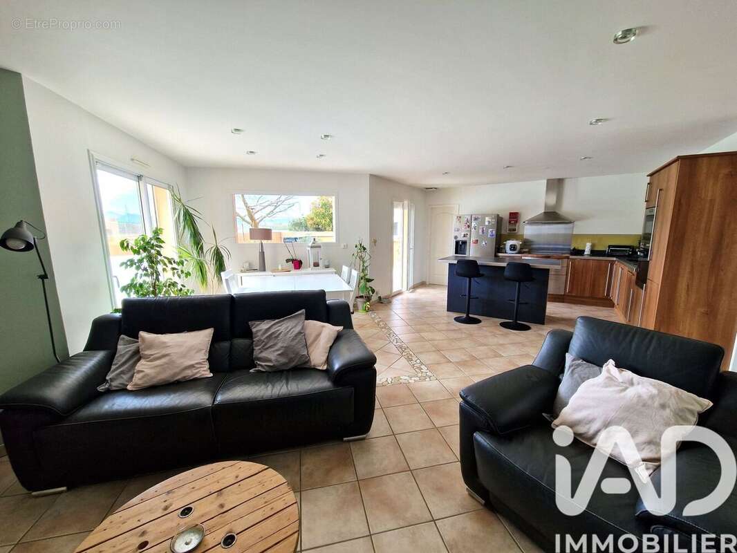 Photo 7 - Maison à LORIOL-SUR-DROME