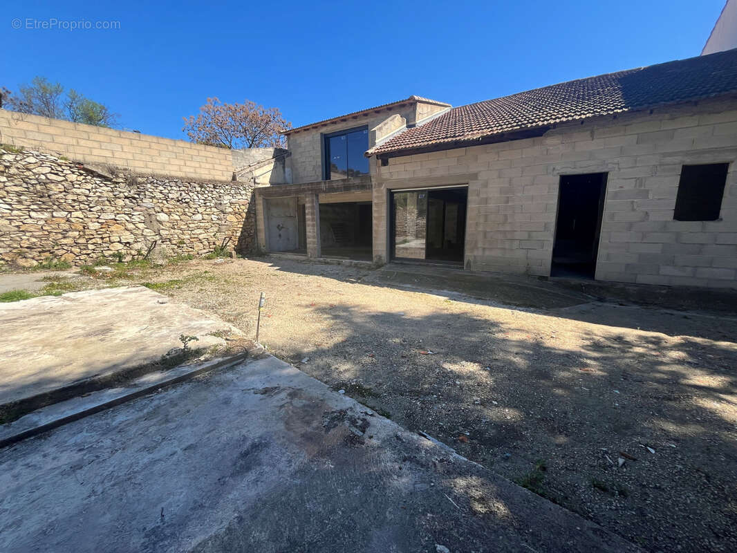Maison à NIMES