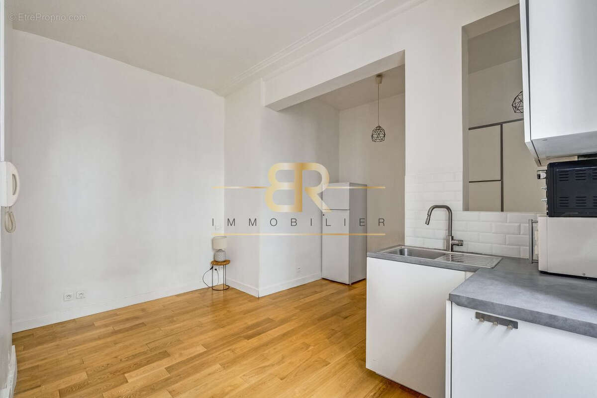 Appartement à PARIS-9E