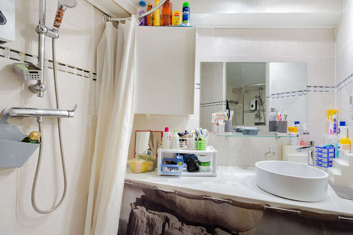 Appartement à MARSEILLE-2E