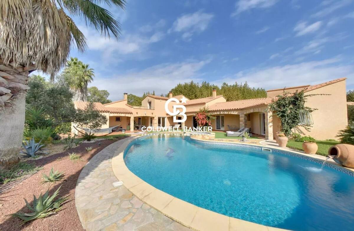 Maison à SAINT-CYPRIEN