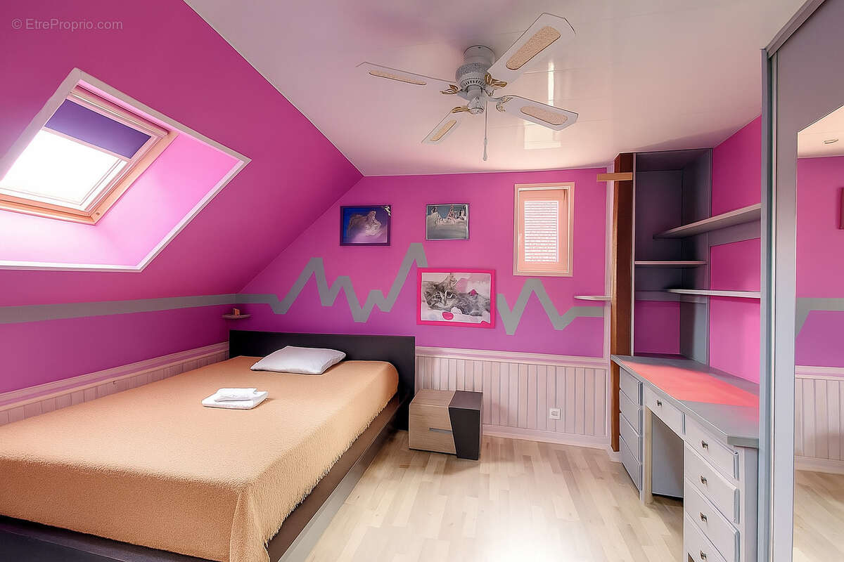 Maison à SAINT-JULIEN-DU-SAULT