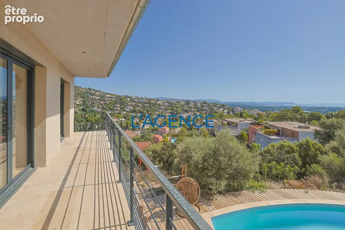 Dans le secteur prisé de Chateaubriand,superbe villa comptemporaine de 2025 avec sa superficie de 210 m2 vue m - photo 20