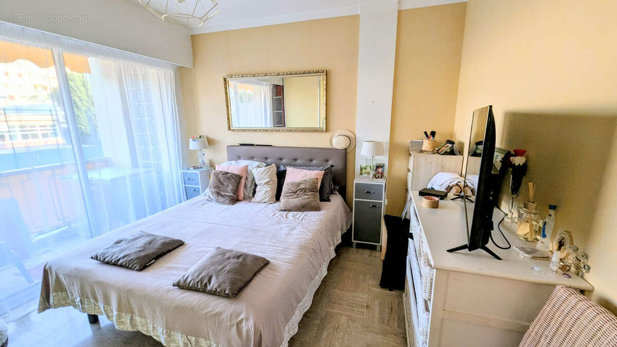 Appartement à CAGNES-SUR-MER