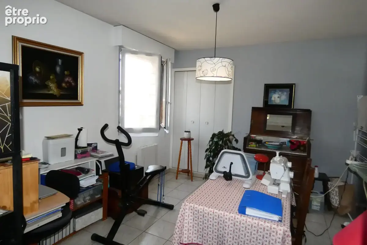 MONTLUÇON centre ville proche toutes commodités agréable appartement T3 avec balcons et garage - photo 6