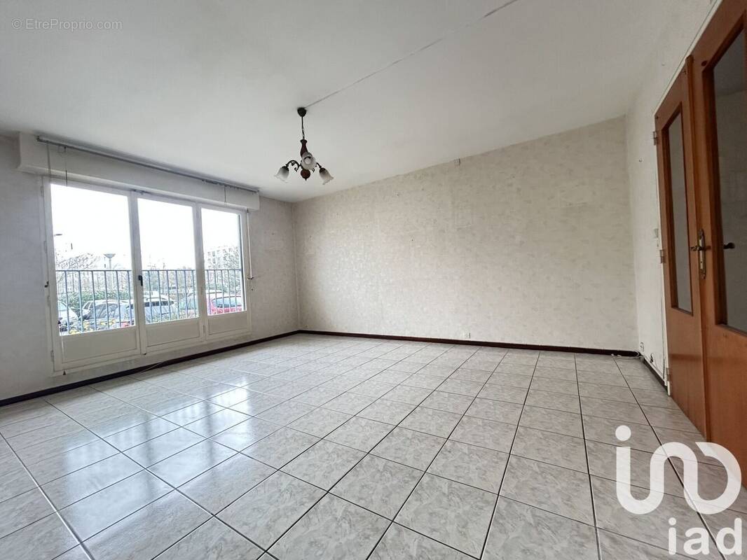 Photo 1 - Appartement à MANTES-LA-JOLIE