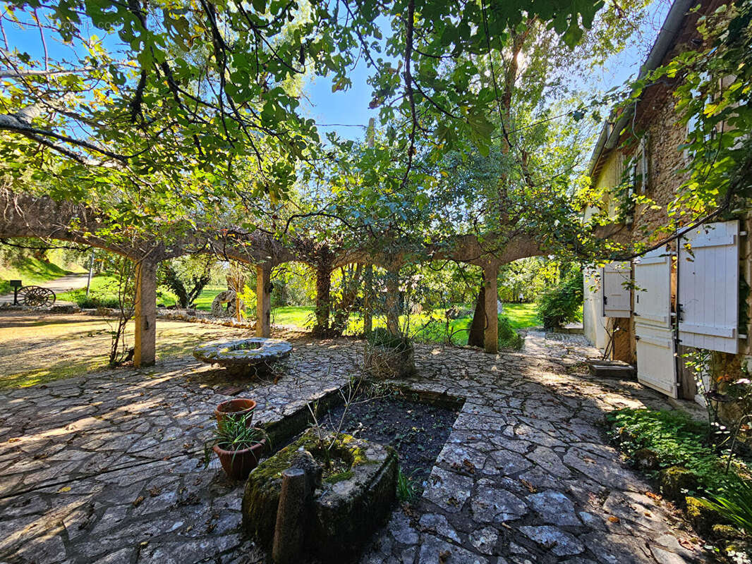 Maison dans la campagne avec etang prive - photo 14