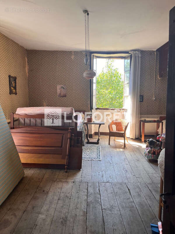 Maison à GOURDON