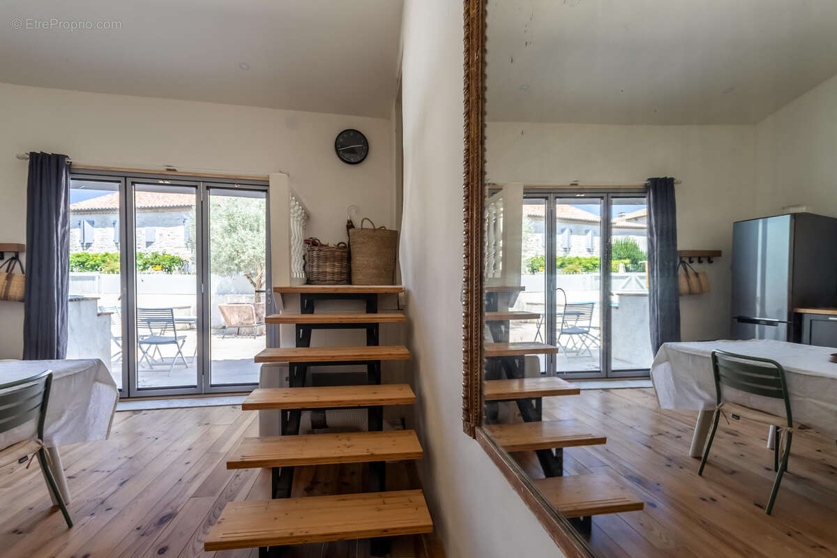 Maison de village avec jardin, garage et piscine - photo 16