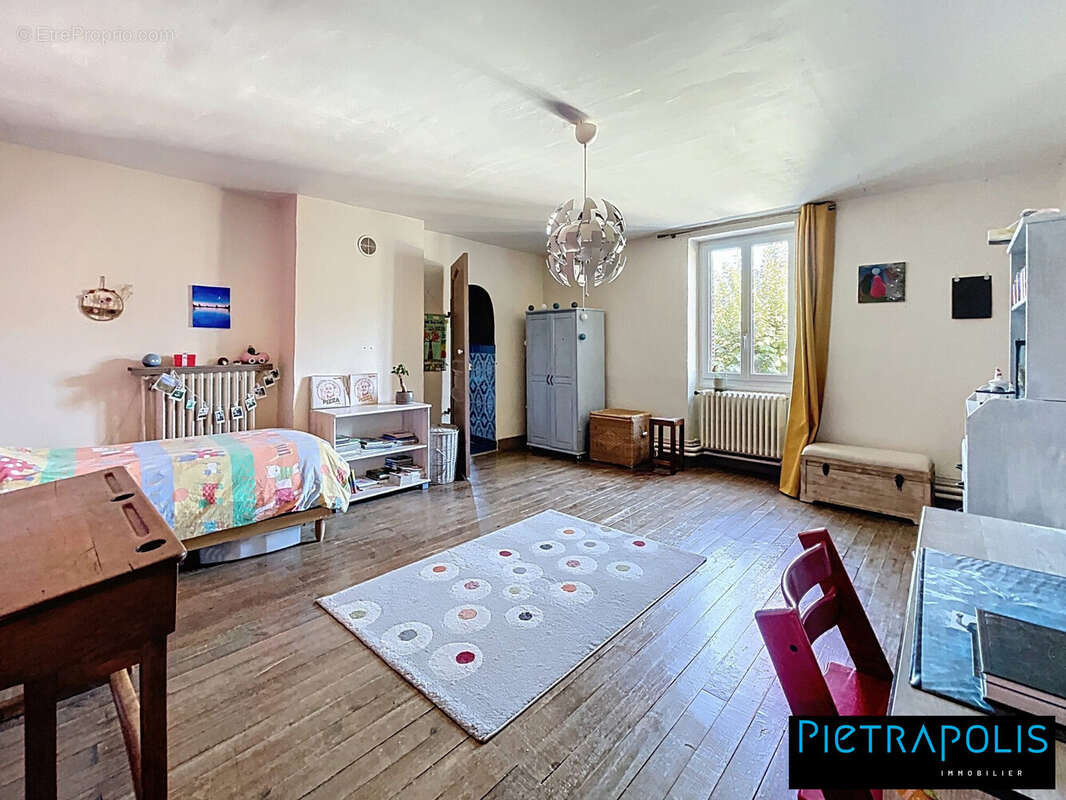 Maison à SAINT-DIDIER-SUR-CHALARONNE