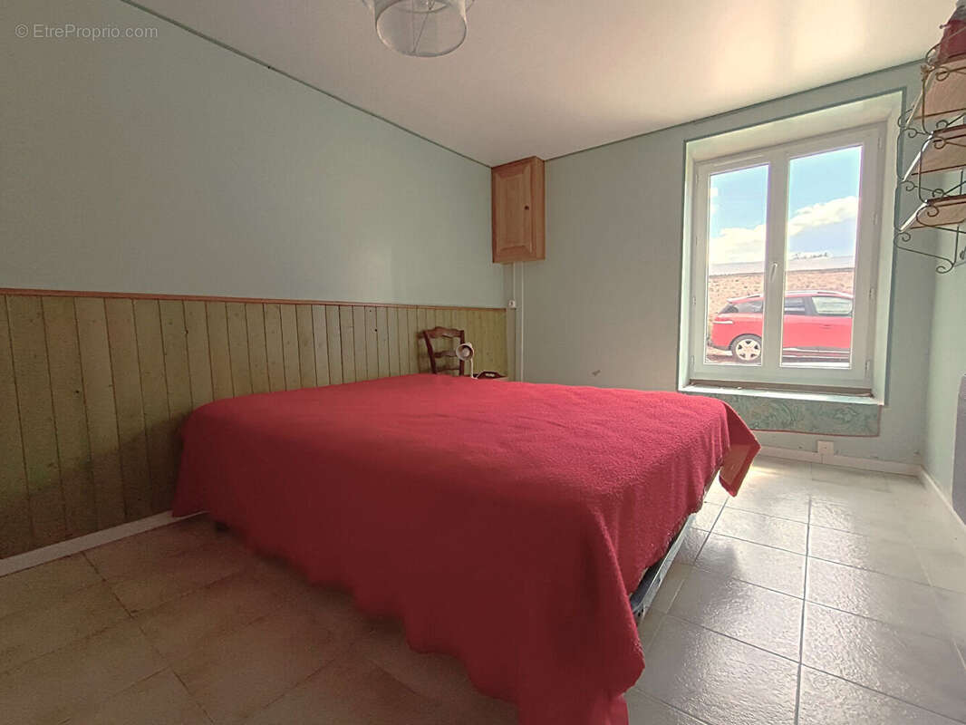 Maison à BAZOCHES-LES-GALLERANDES