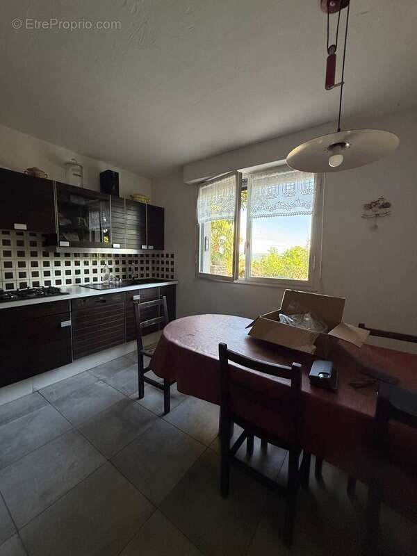 Maison à COUCHES