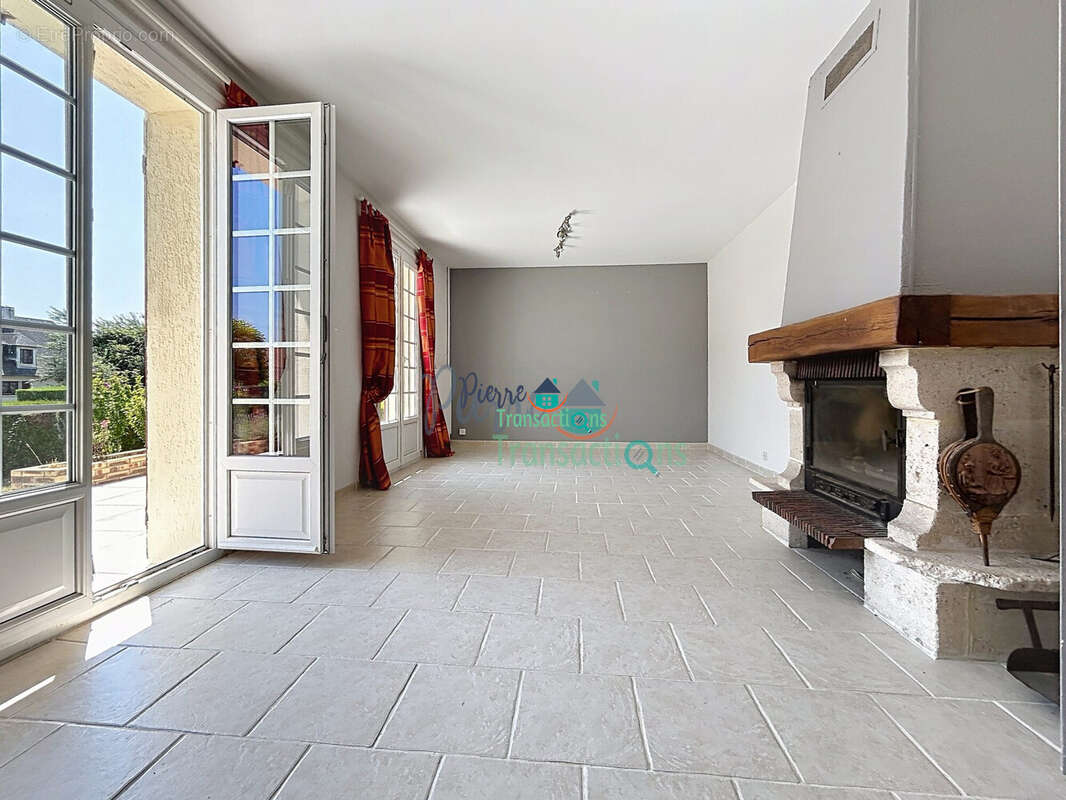 Maison 118 m² à Saint-Maurice-D'etelan  - photo 3