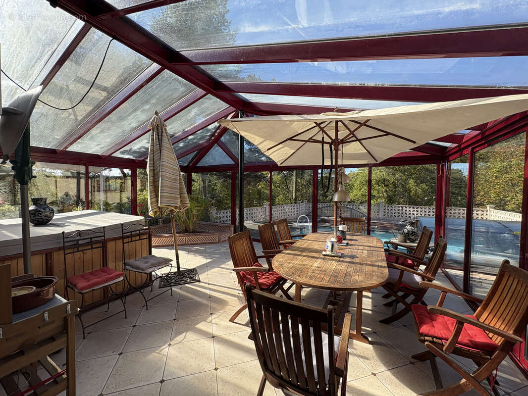 Maison à MARNHAGUES-ET-LATOUR