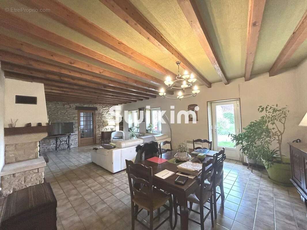 Maison à BLETTERANS