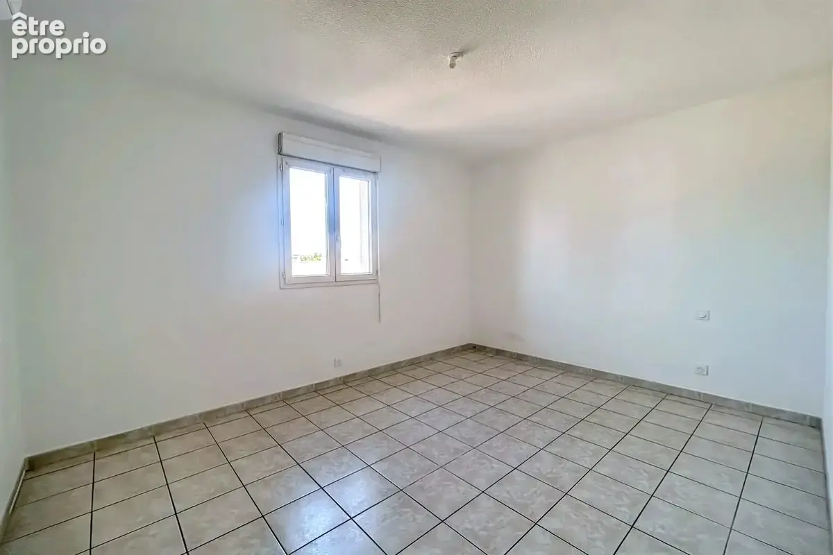 Villa type 4 sur 387 m² de terrain - photo 12