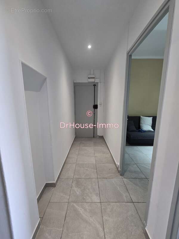 Appartement à MARSEILLE-3E