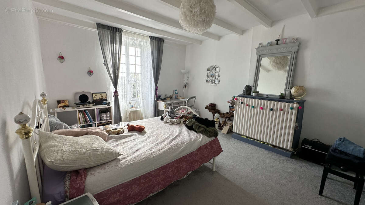 Maison à BEAUVAIS-SUR-MATHA