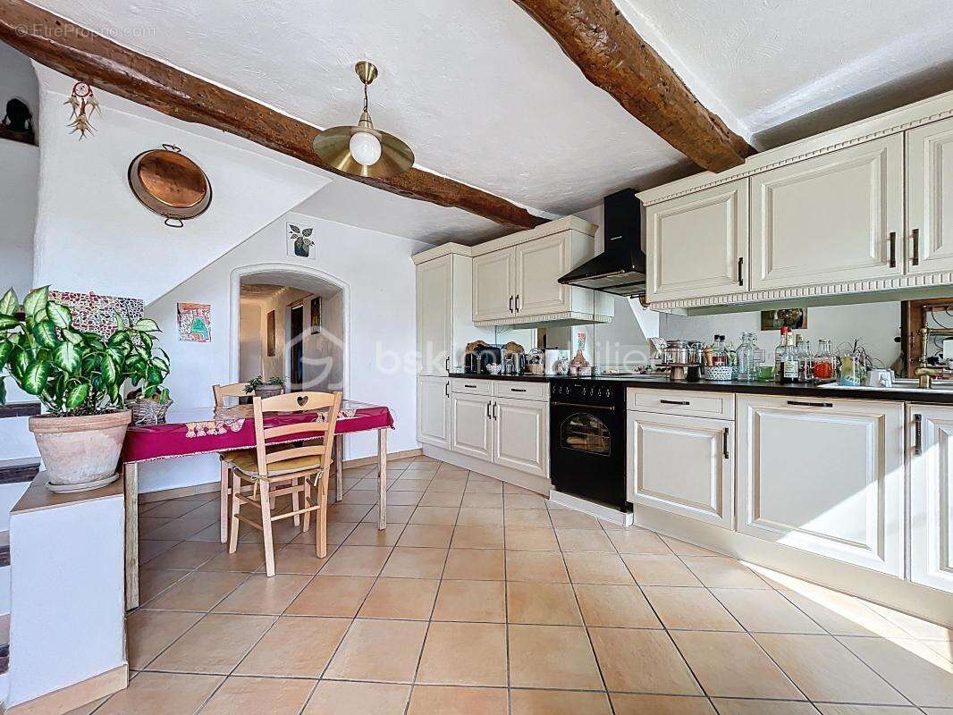 Maison à ROQUEFORT-LES-PINS