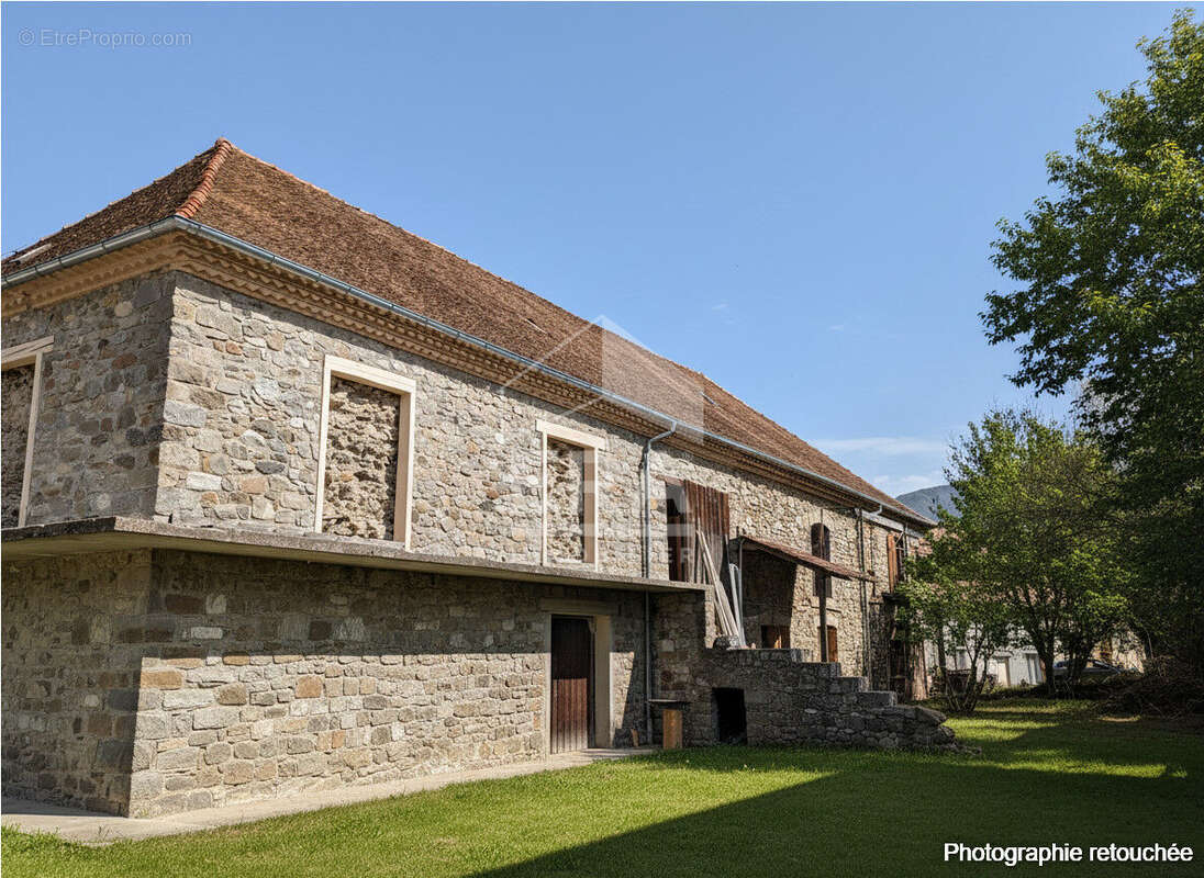 Autre à POLIGNY