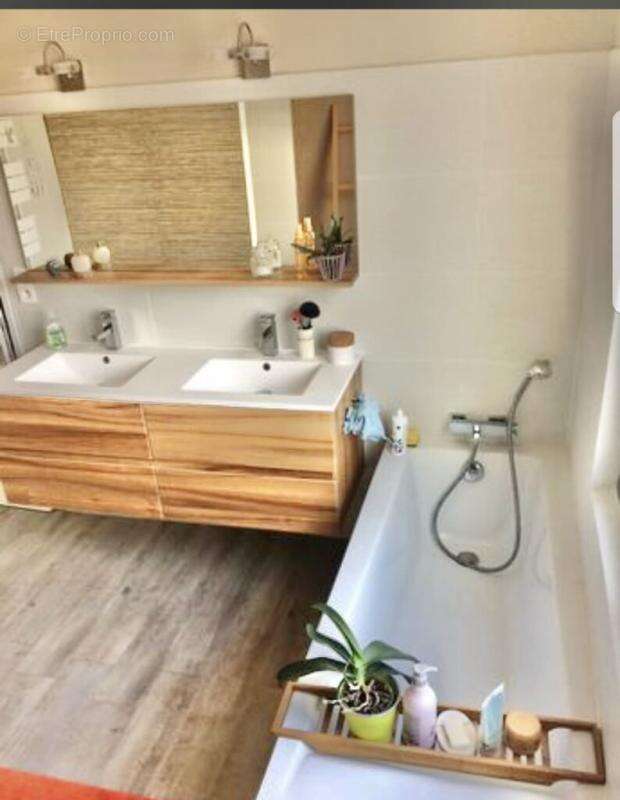 Mauguio – Ensemble immobilier : résidence principale + 5 appartements - photo 13